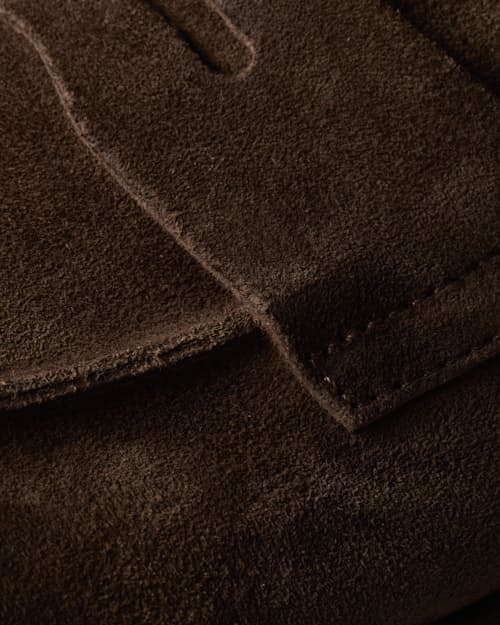 laydown detail image of Dartflex Loafer