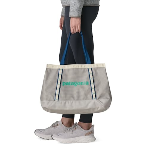 on model image of Black Hole Tote 25L