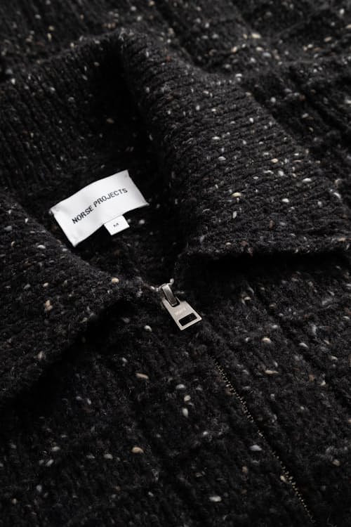 laydown detail image of Aldrup Donegal Square Jacket