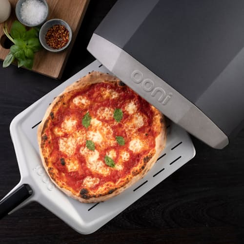 lifestyle image of 12" Flat Pizza Peel