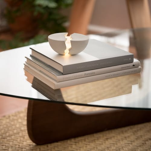 laydown image of Teno Light & Speaker