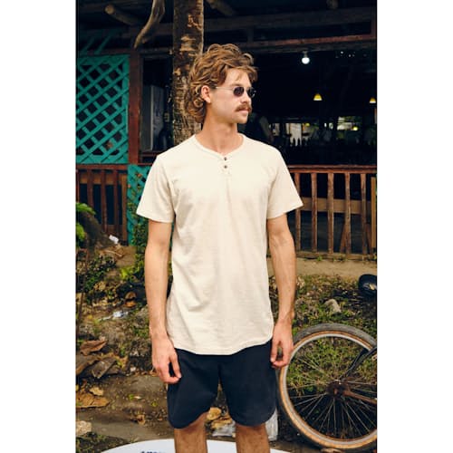 laydown image of Folk Henley
