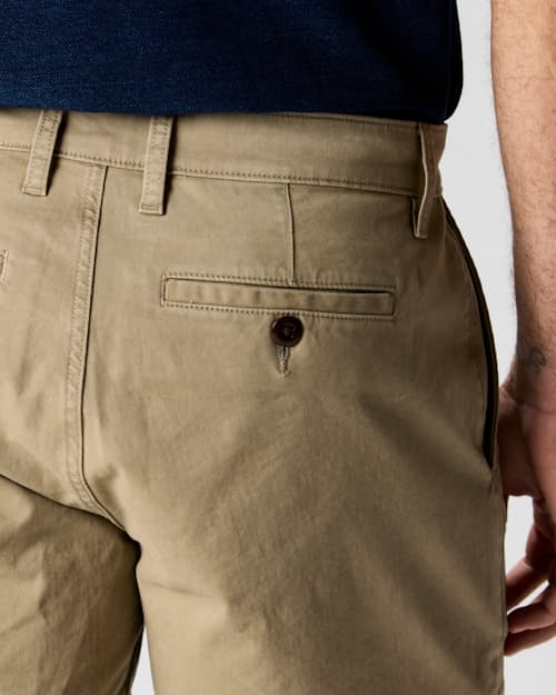 on model image of 365 Chino Short - 5"