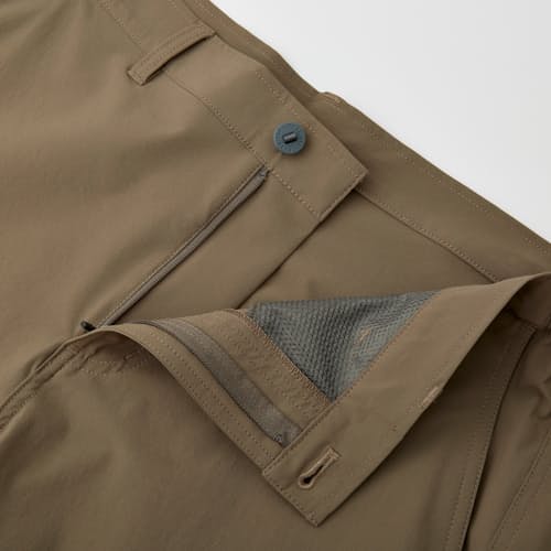 lifestyle image of Latitude Performance Short - 7.5"