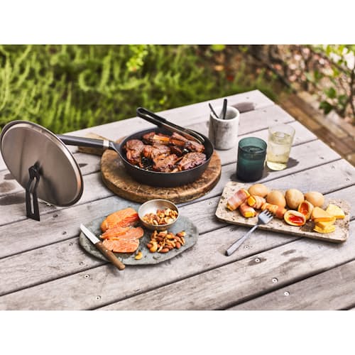 laydown image of Oven-Safe Skillet + Stainless Steel Lid - 9.4"
