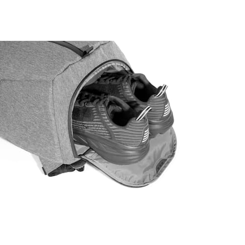 laydown image of Fit Pack 3 Backpack - 18L
