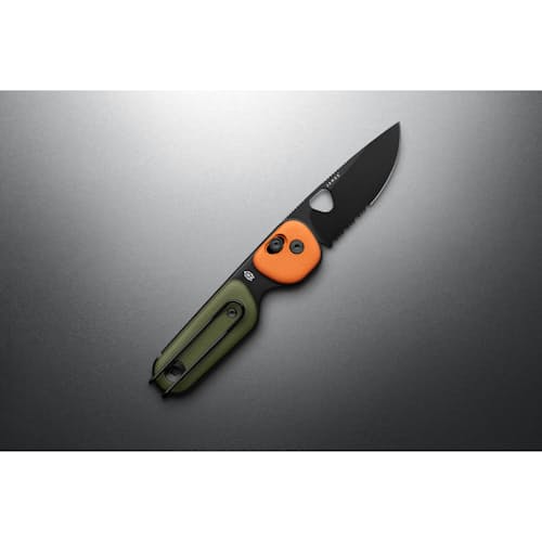 lifestyle image of The Redstone Pocket Knife