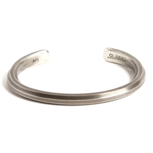 laydown image of Otto Cuff