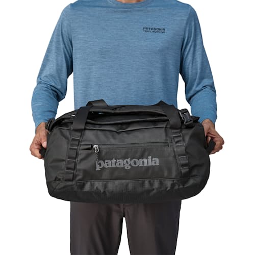 on model image of Black Hole Duffel Bag - 40L