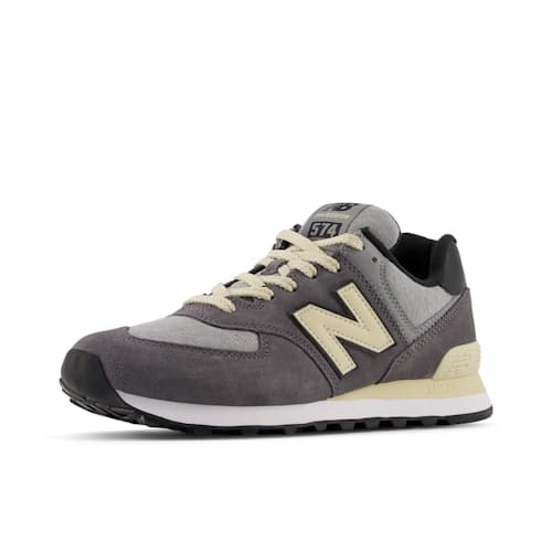 laydown image of 574 Trainer Sneaker