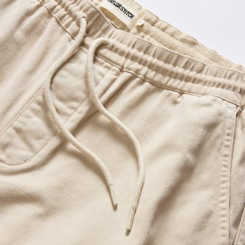 laydown detail image of The Apres Short - 7"