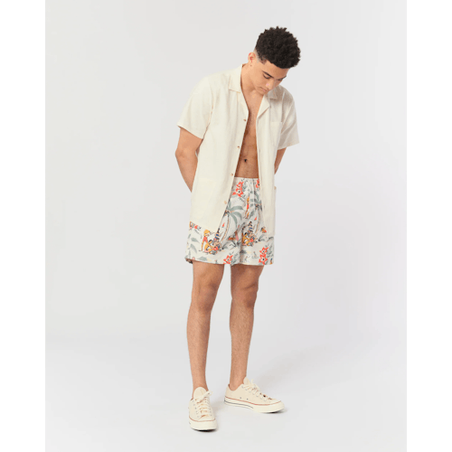 lifestyle image of Classic Swim Shorts - 5.5"