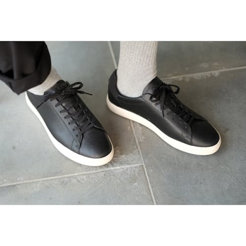 lifestyle image of Bradley Leather Sneaker
