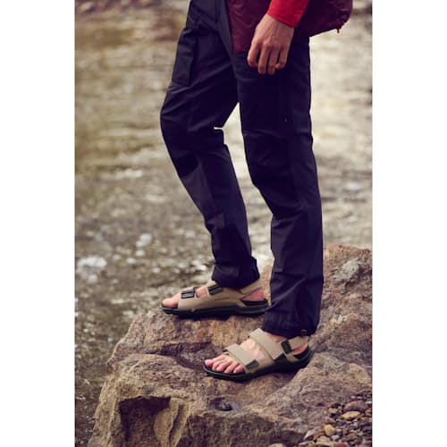 lifestyle image of Tatacoa Sandal