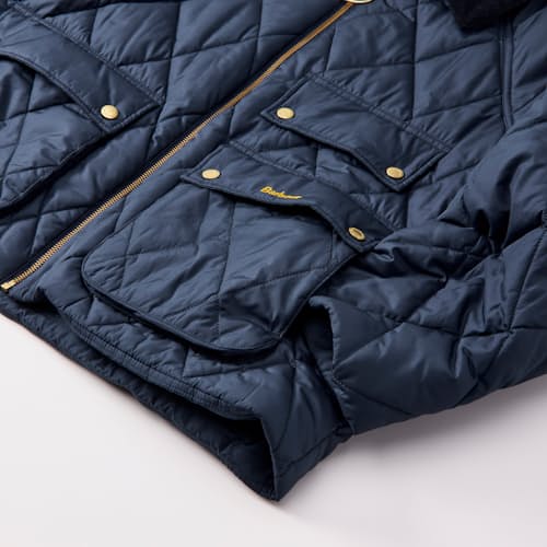 laydown detail image of Women's Barbour Milby Quilt