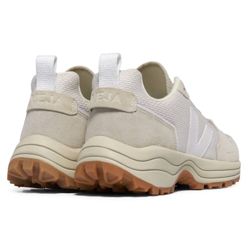 laydown image of Women's Venturi II Sneaker
