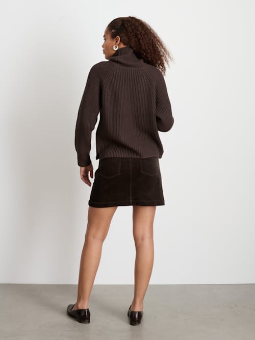 on model image of Women's Cotton Cashmere Nora Turtleneck