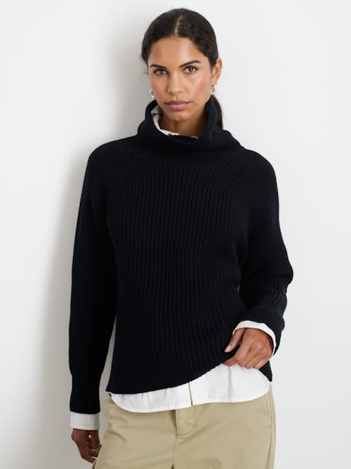 on model image of Women's Cotton Cashmere Nora Turtleneck