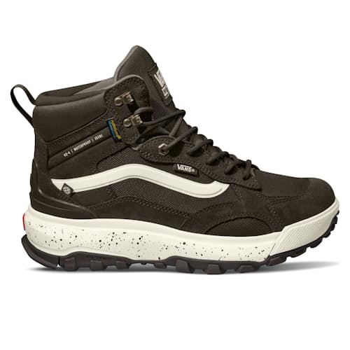 laydown image of MTE Crestline Waterproof Hiking Boot