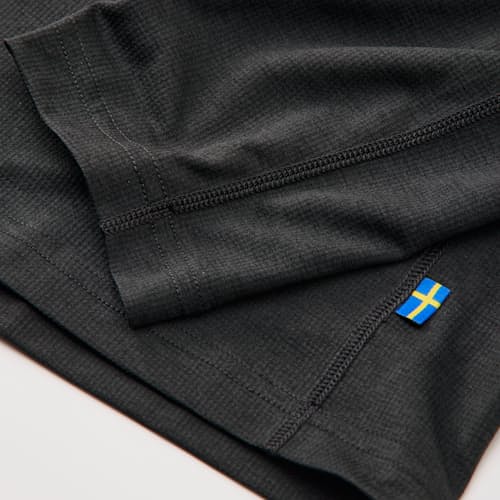 laydown detail image of Abisko Day Hike Long Sleeve T-Shirt