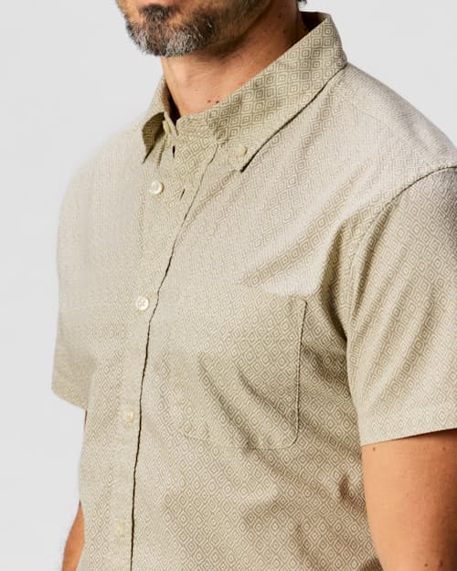 on model image of Short Sleeve Stretch Cotton Shirt