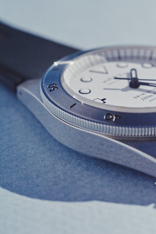 laydown detail image of Steel Skin-Diver P Watch
