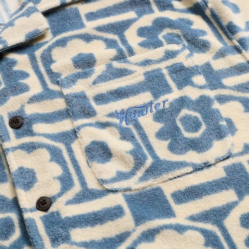 laydown detail image of Palapa Terry Short Sleeve Shirt