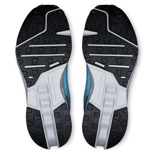 laydown image of Cloudsurfer Trail Sneaker