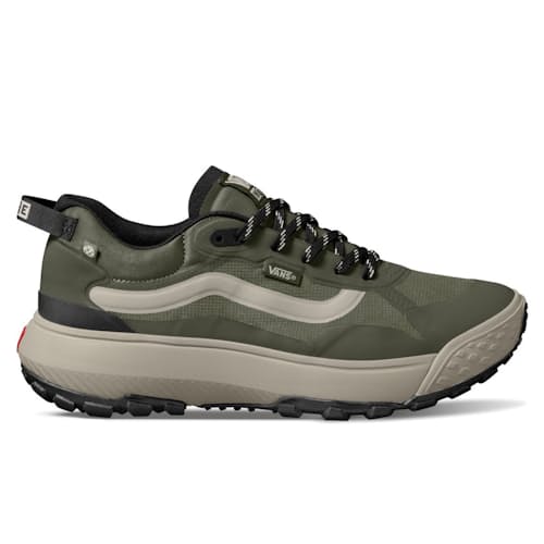 laydown image of MTE Crosspath Trail Sneaker