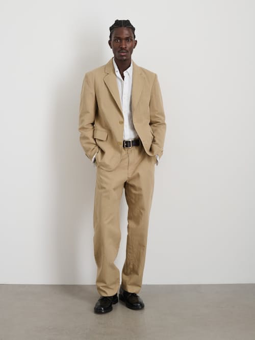 on model image of Grant Cotton Linen Blazer