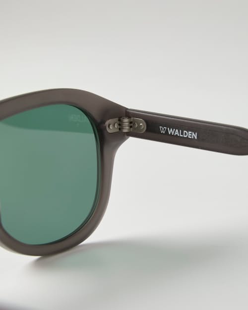 laydown detail image of Airman Sunglasses - Polarized