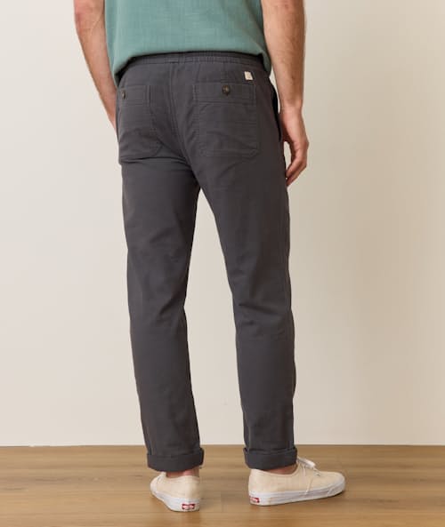 on model image of Saturday Stretch Beach Pant