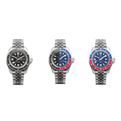 laydown image of Sea Quartz 30 GMT Watch