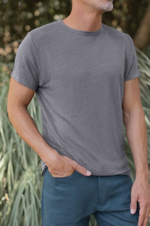 lifestyle image of Sun Linen T-Shirt