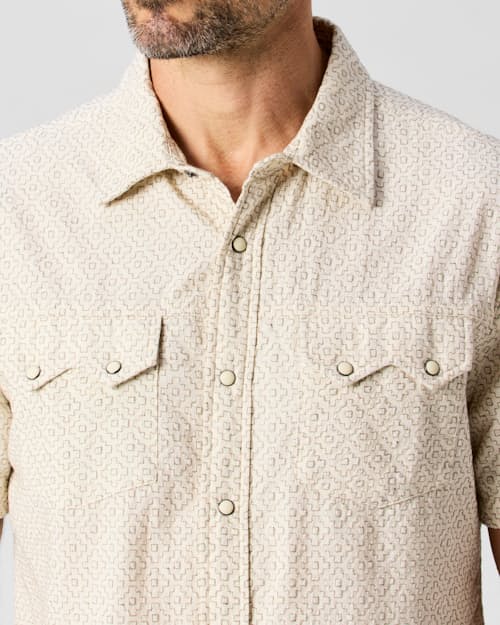 on model image of Short Sleeve Sawtooth Western Shirt