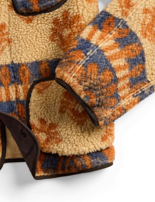 laydown detail image of Bryn Fleece Jacket