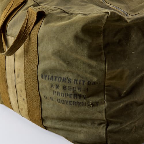 laydown detail image of Vintage 1940s Canvas Bag