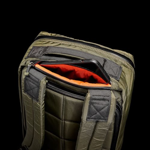 laydown detail image of GR1 X-Pac Backpack - 21L