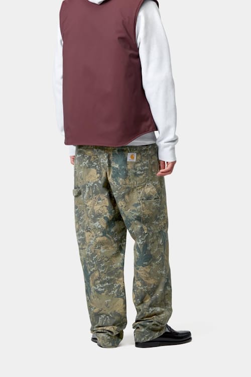 on model image of Single Knee Canvas Pant
