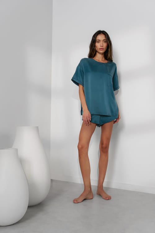 on model image of Women's Washable Silk Tee Short Set