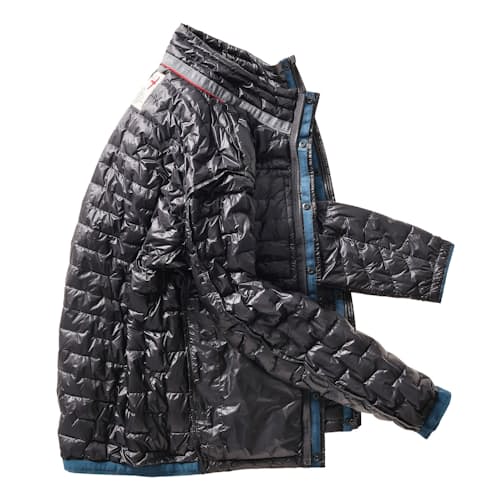 laydown image of Featherweight Down Jacket