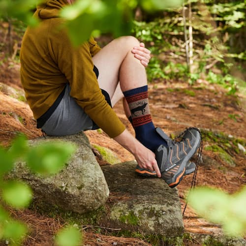 lifestyle image of Men's VanGrizzle Boot Midweight Hiking Socks