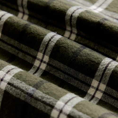 laydown detail image of The Craftsman Linen Blend Shirt