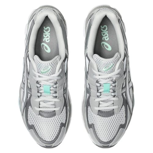 laydown image of Gel-NYC 2055 Sneaker