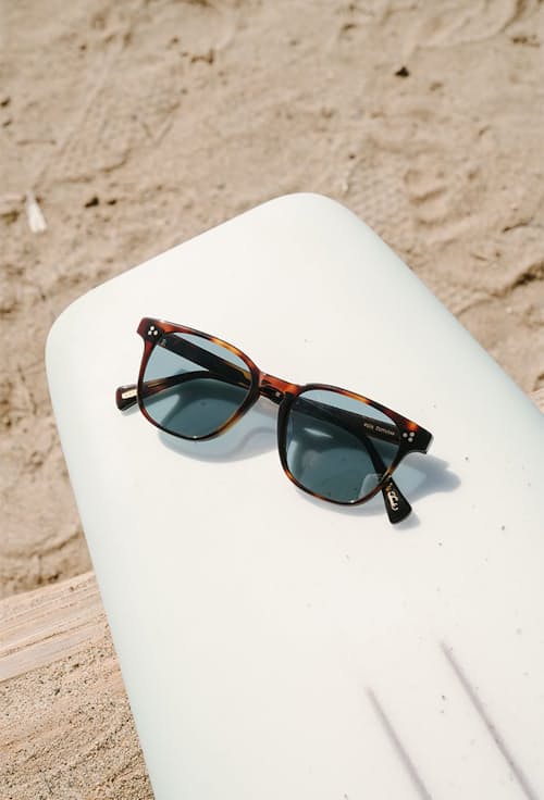 lifestyle image of Alvez Polarized Sunglasses