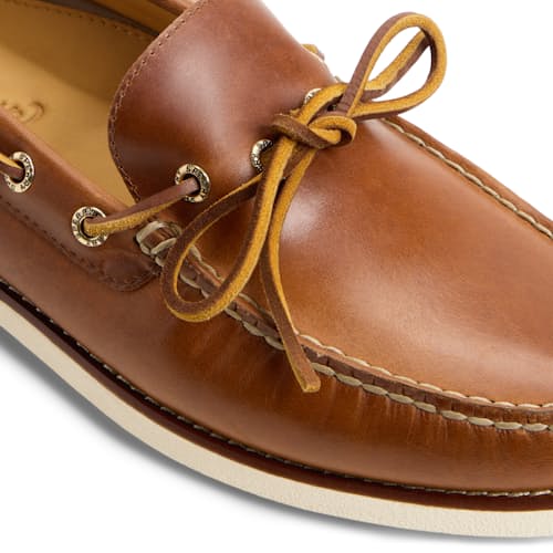 laydown detail image of Gold Cup AO 1 Leather Boat Shoe