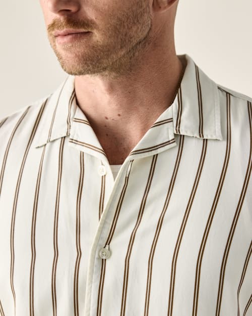 on model image of Tencel Resort Shirt