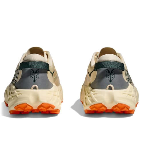 lifestyle image of Speedgoat 7
