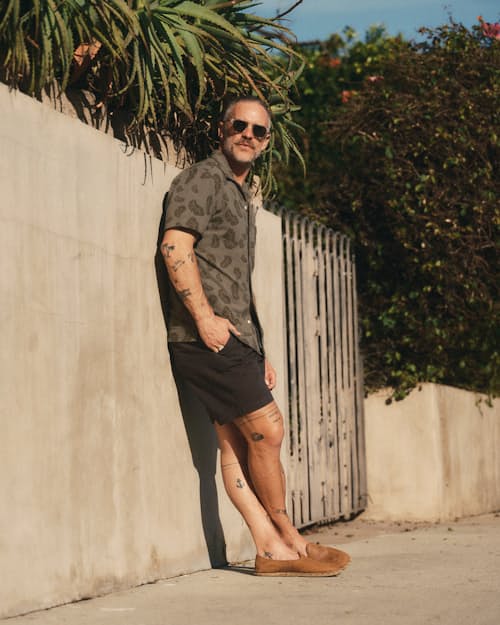 lifestyle image of The Apres Short - 7"