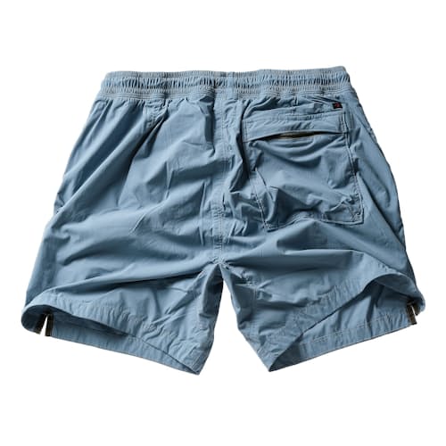 laydown image of Airtex Hybrid Short - 6.5"